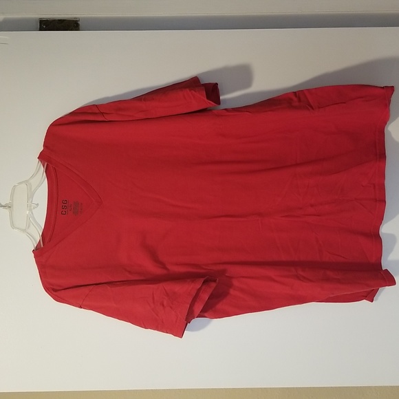 Men's bundle of four shirts 3 gray & 1 red v-neck size XL. - Picture 6 of 7